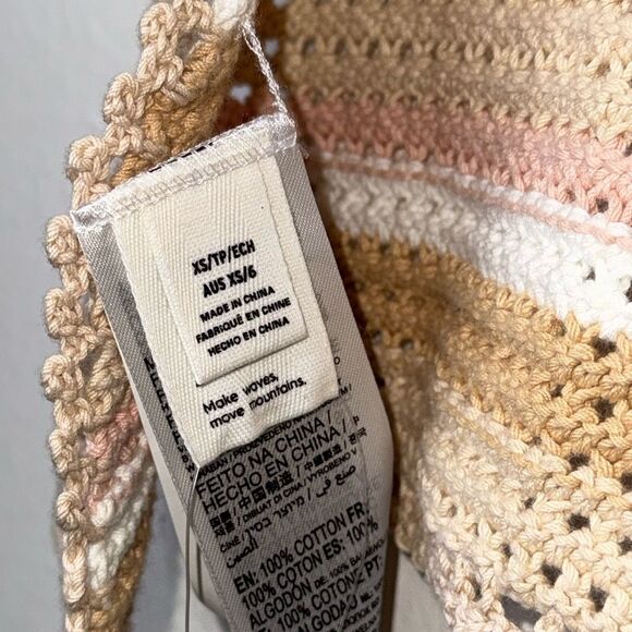Roxy Daydreamer Crochet Knit Halter Top In Nude/Cream Stripes Size XS - Picture 9 of 9